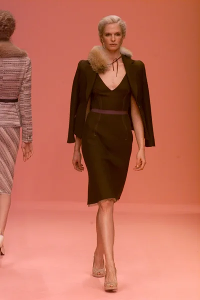 Look 30